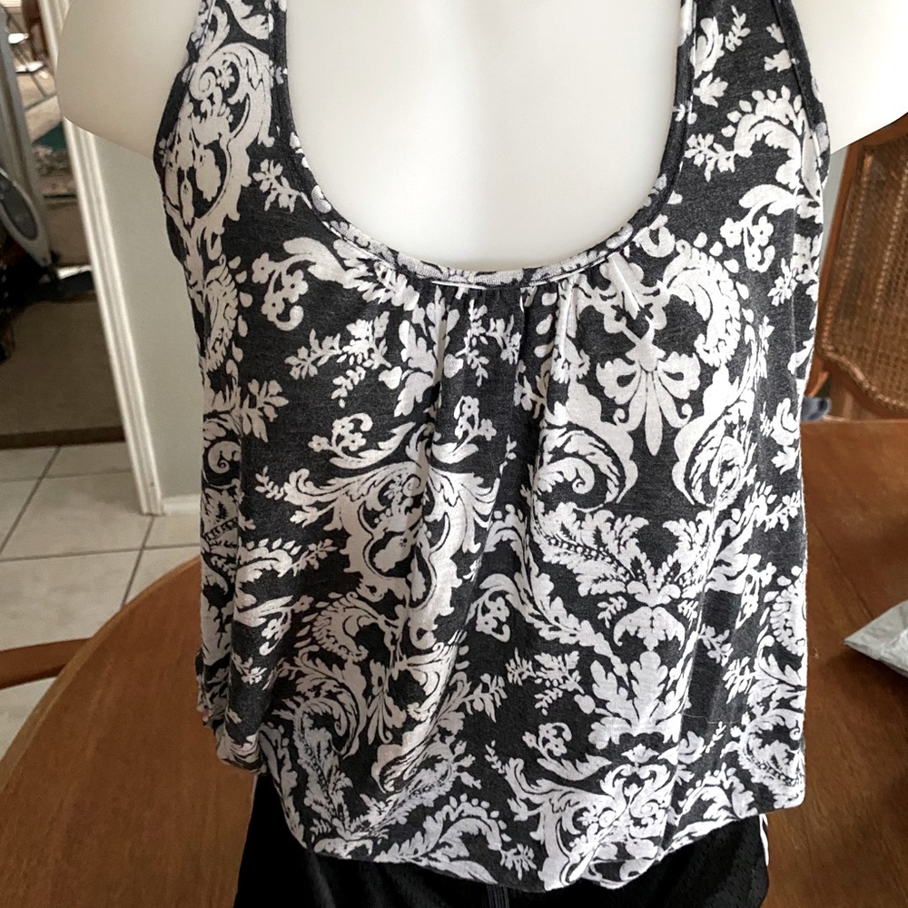 Women’s razor back fun summer top.